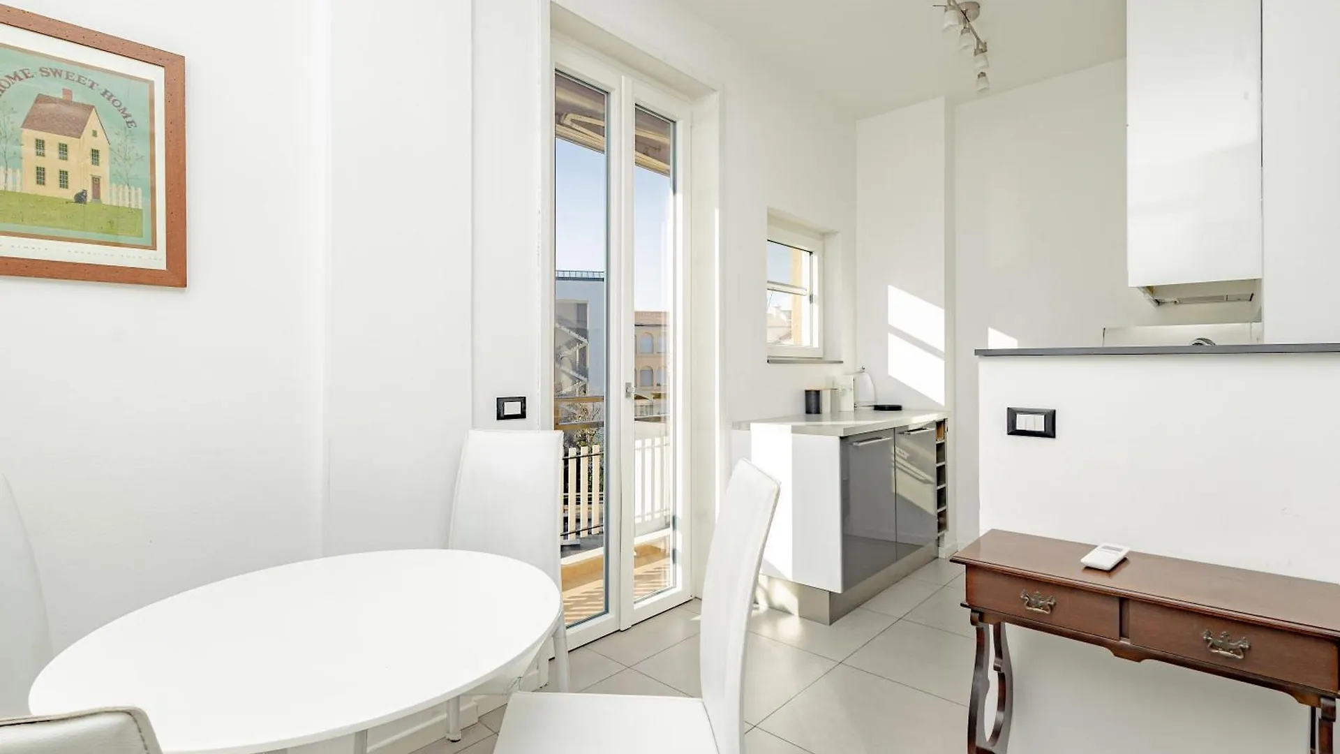 Xenia Apartments - Quiet And Cozy Two-Room Apartment Milán