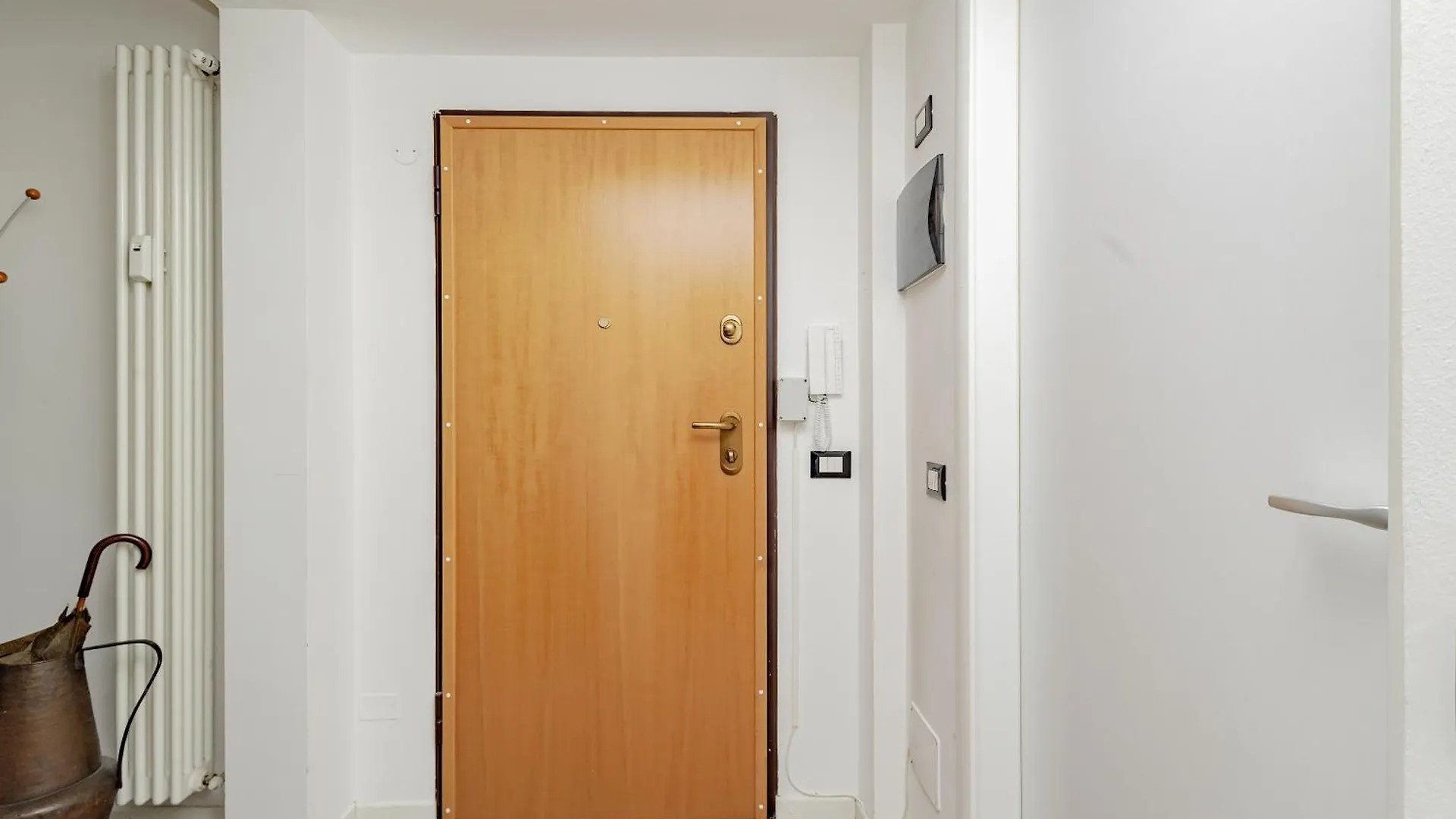 Xenia Apartments - Quiet And Cozy Two-Room Apartment Milán Itálie